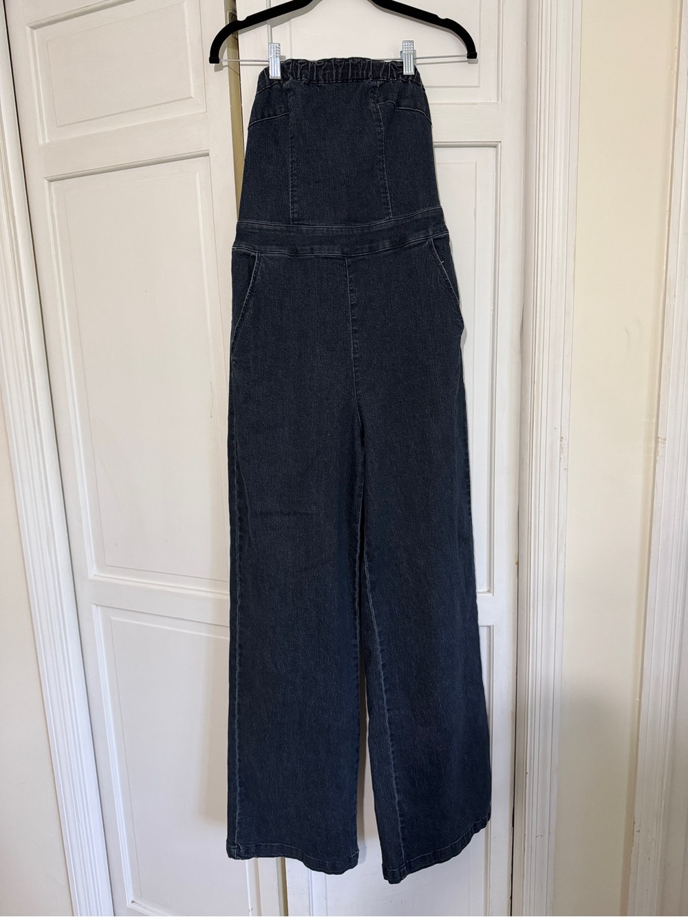 One piece jeans strapless jumpsuit- sooooo cute